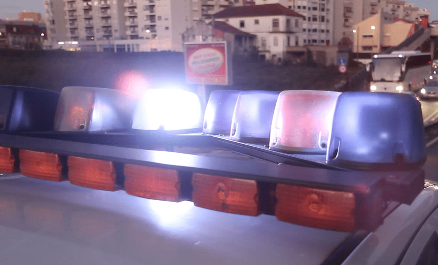 Condução sob o efeito do álcool lidera detenções de operação de Carnaval da PSP