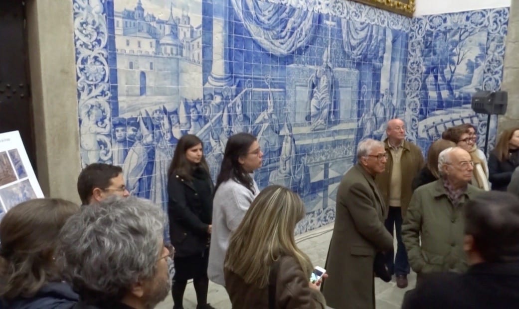 Capela de São Geraldo mostra azulejos históricos com beleza renovada