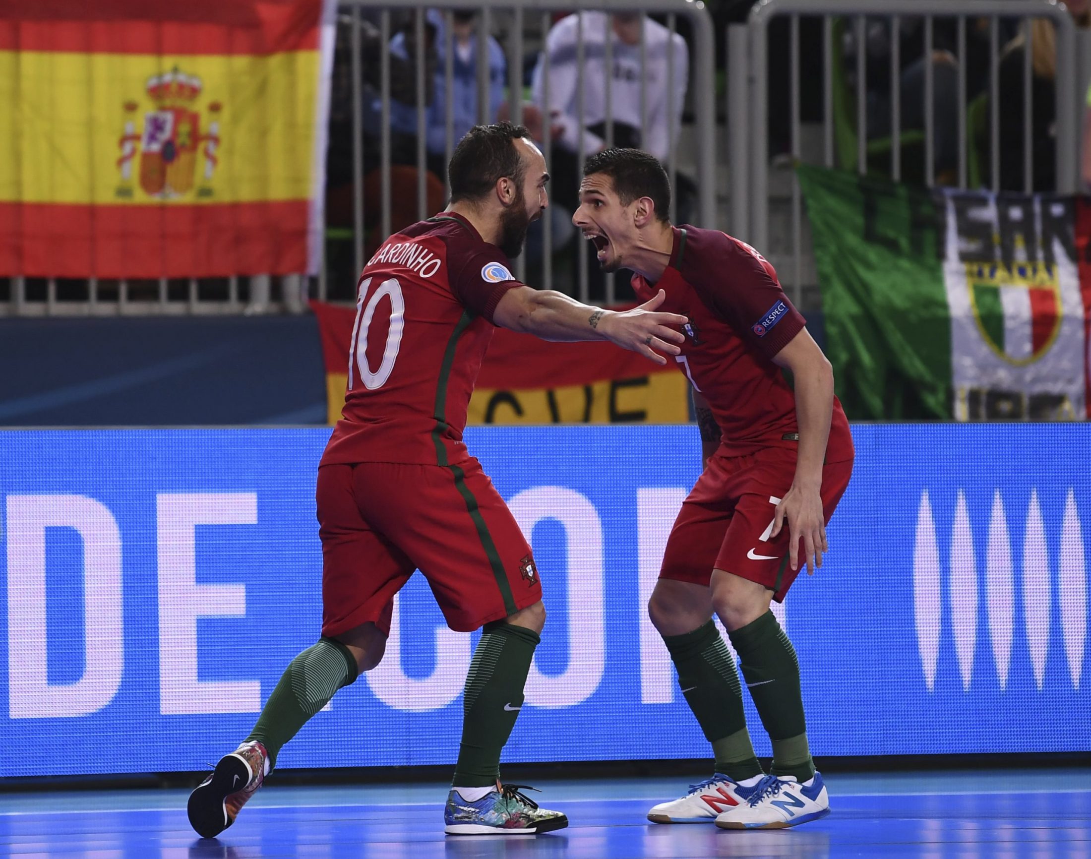 Portugal campeão europeu de futsal pela primeira vez