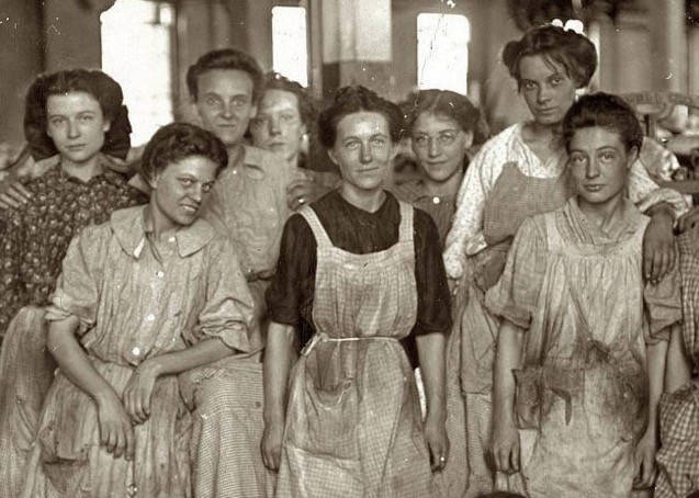 Dia Internacional da Mulher comemorado hoje com iniciativas em todo o país