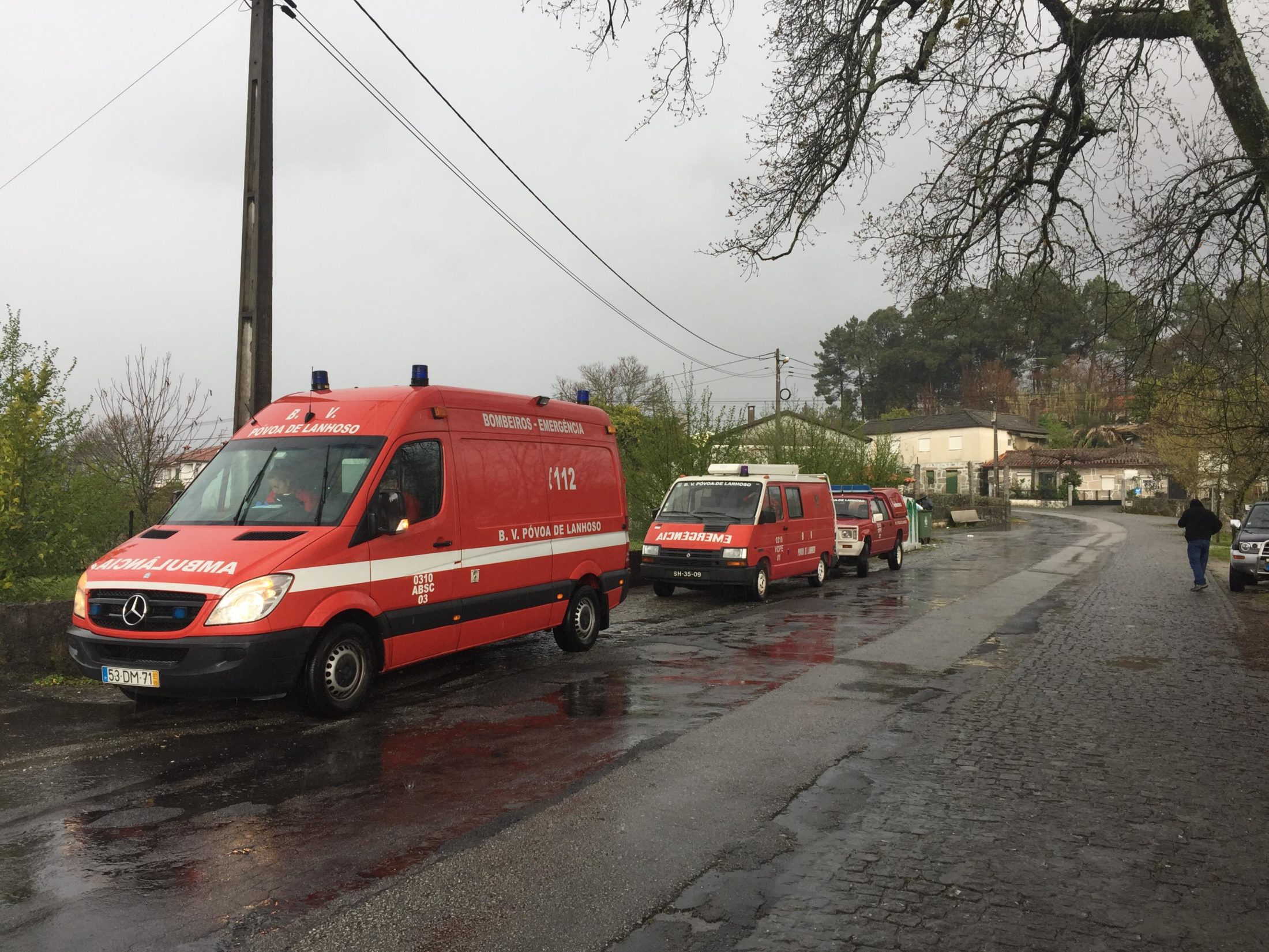 Bombeiros e GNR procuram mulher dada como desaparecida na Póvoa de Lanhoso