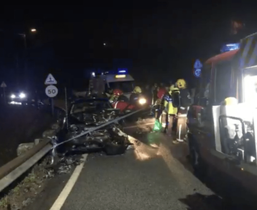? Colisão frontal na EN103 faz três feridos