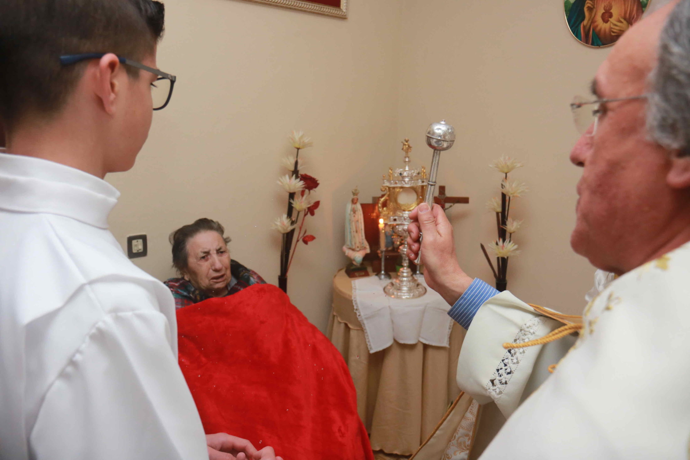 Arquidiocese abre inscrições para nomeação ou recondução de ministros da comunhão