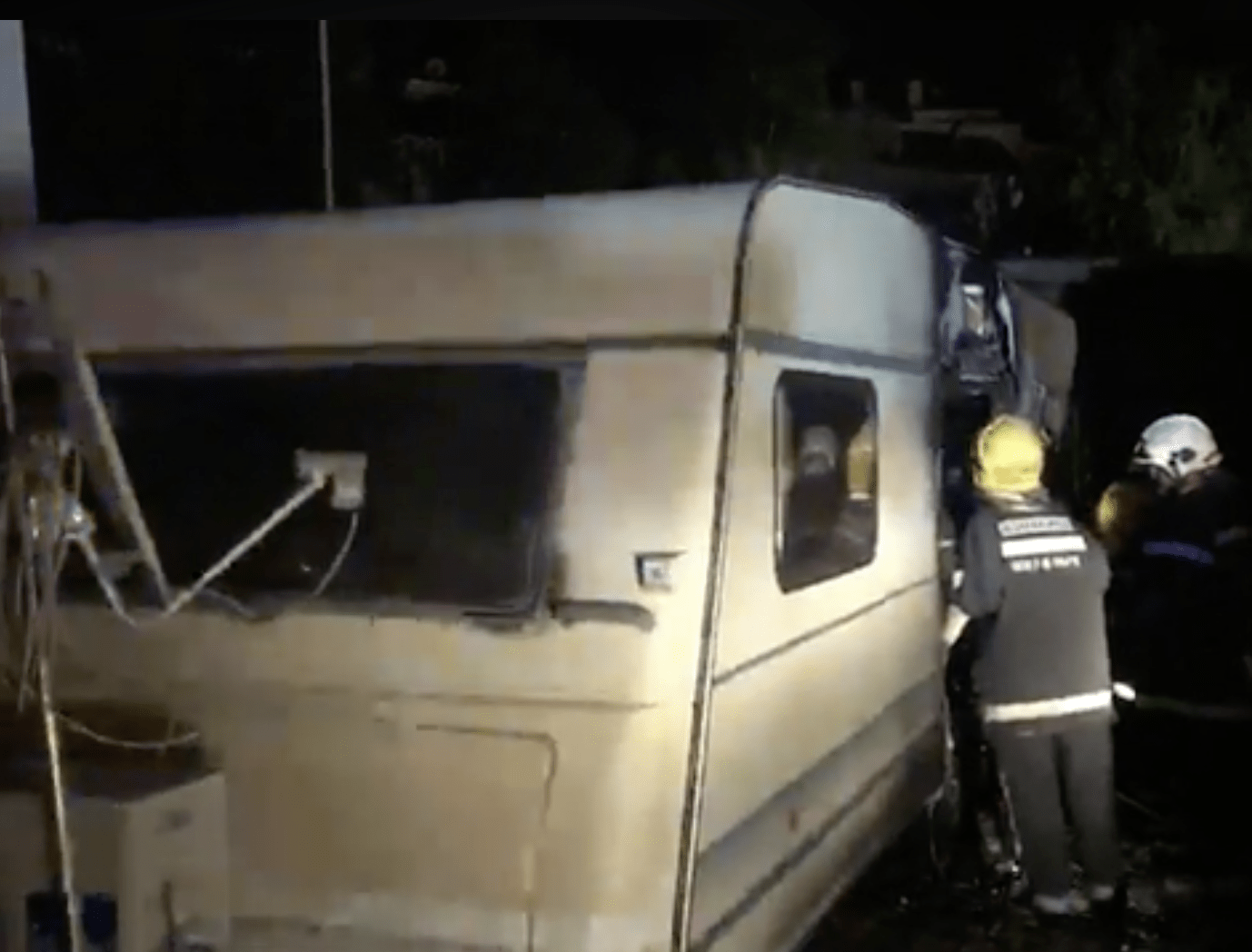 (?) Incêndio destrói autocaravana em Fafe