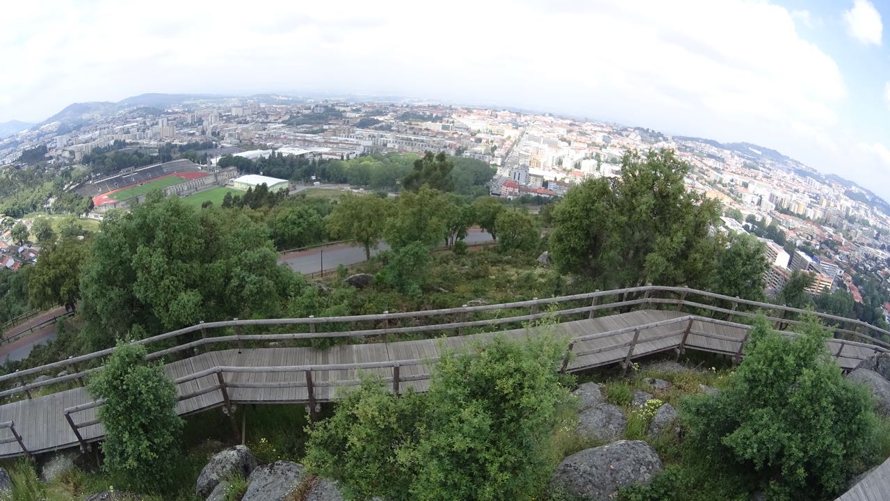 Braga reduz IMI para 2021 e mantém restantes valores de fiscalidade