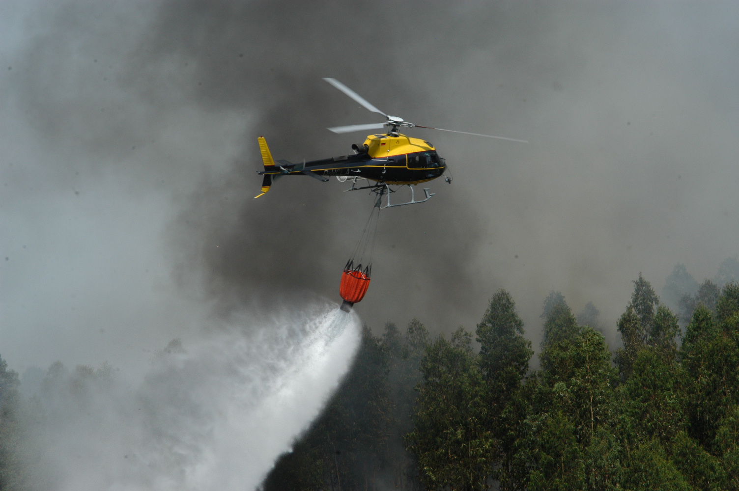 Helicóptero cai em Pampilhosa da Serra, um ocupante ferido sem gravidade