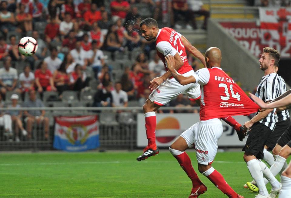 SC Braga esmaga Newcastle na apresentação aos sócios