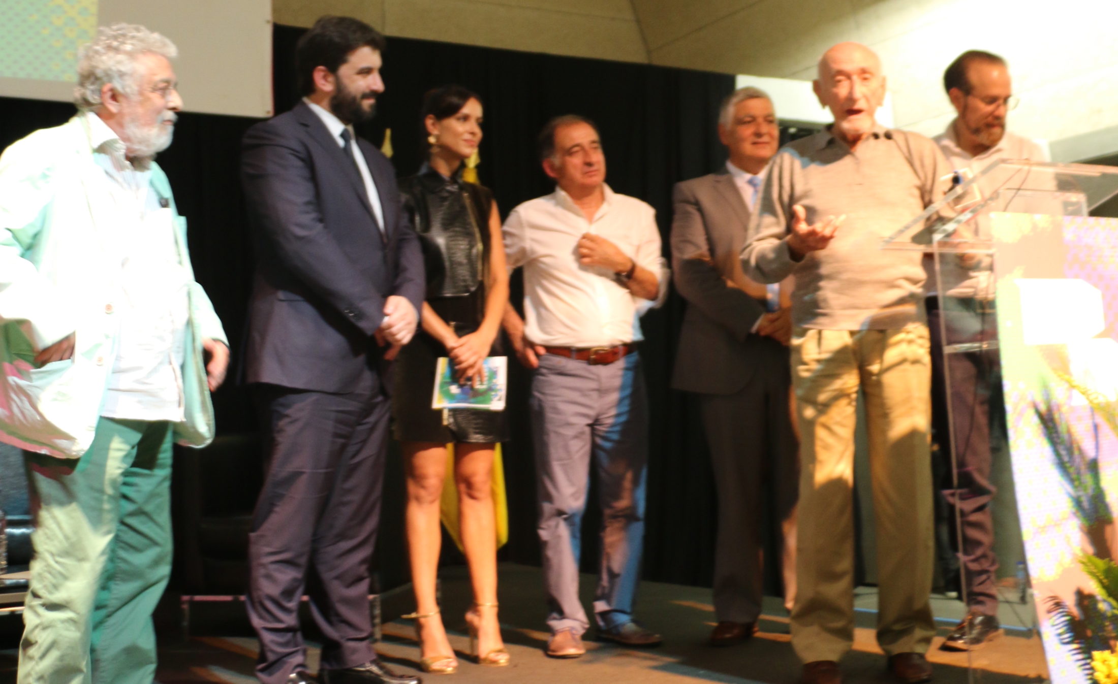 Ministro promete continuidade da Bienal de Cerveira