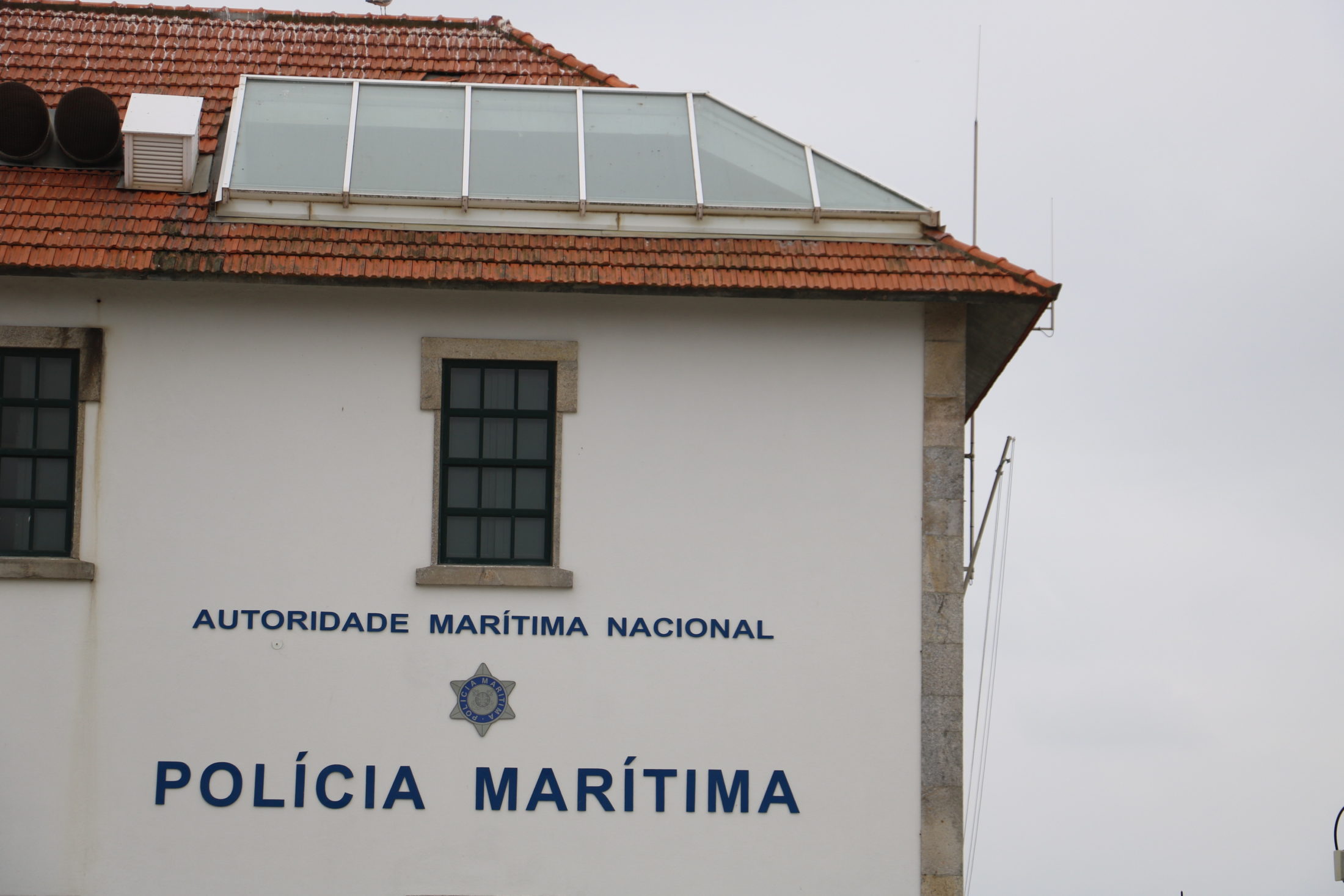 Pescadores salvam menina arrastada pela corrente do rio Lima