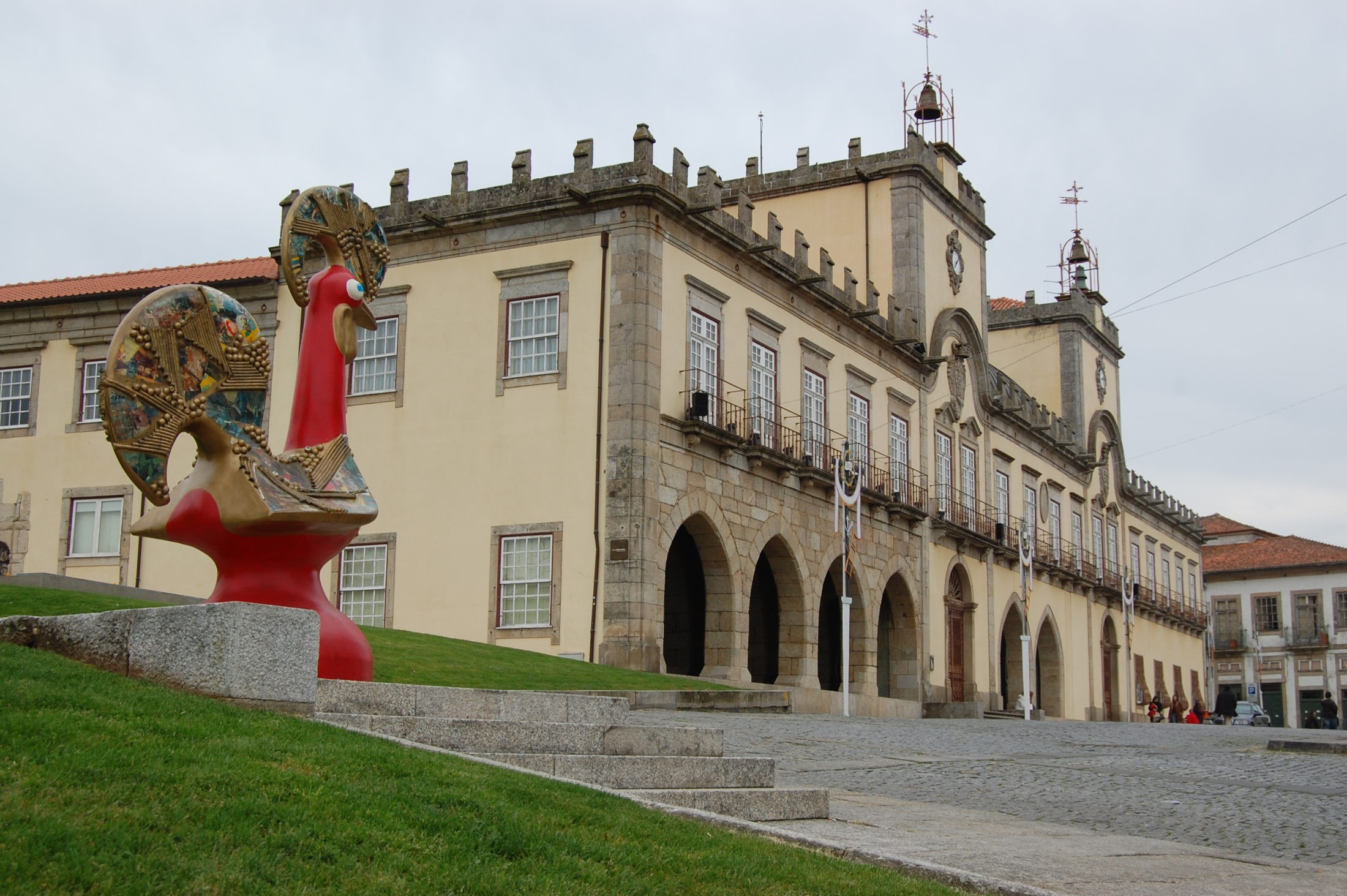 Câmara de Barcelos abre concurso público para obra de recuperação do Mercado
