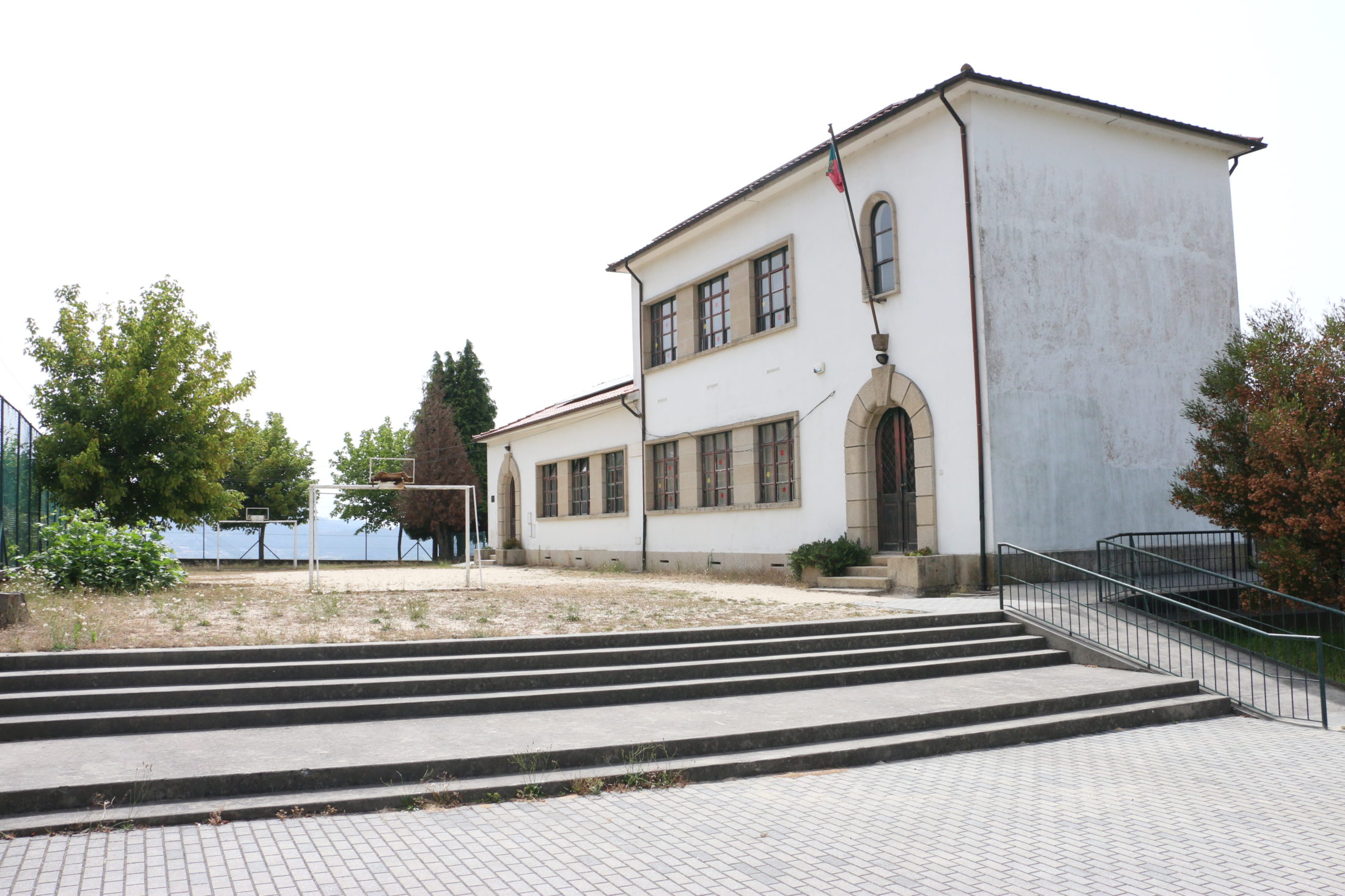 Escolas de Vimieiro e Morreira vão encerrar