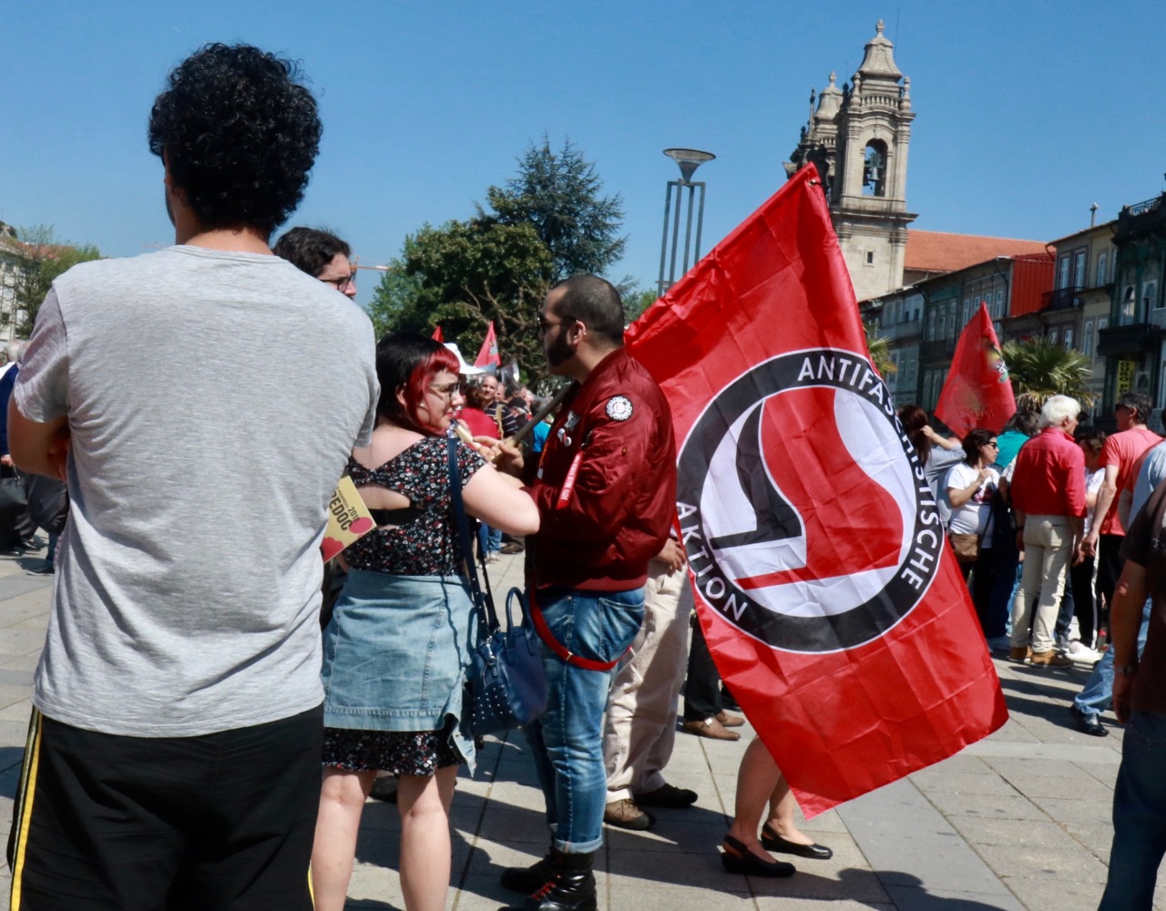 Antifascistas discutem em Braga crescimento da "extrema direita em Portugal"