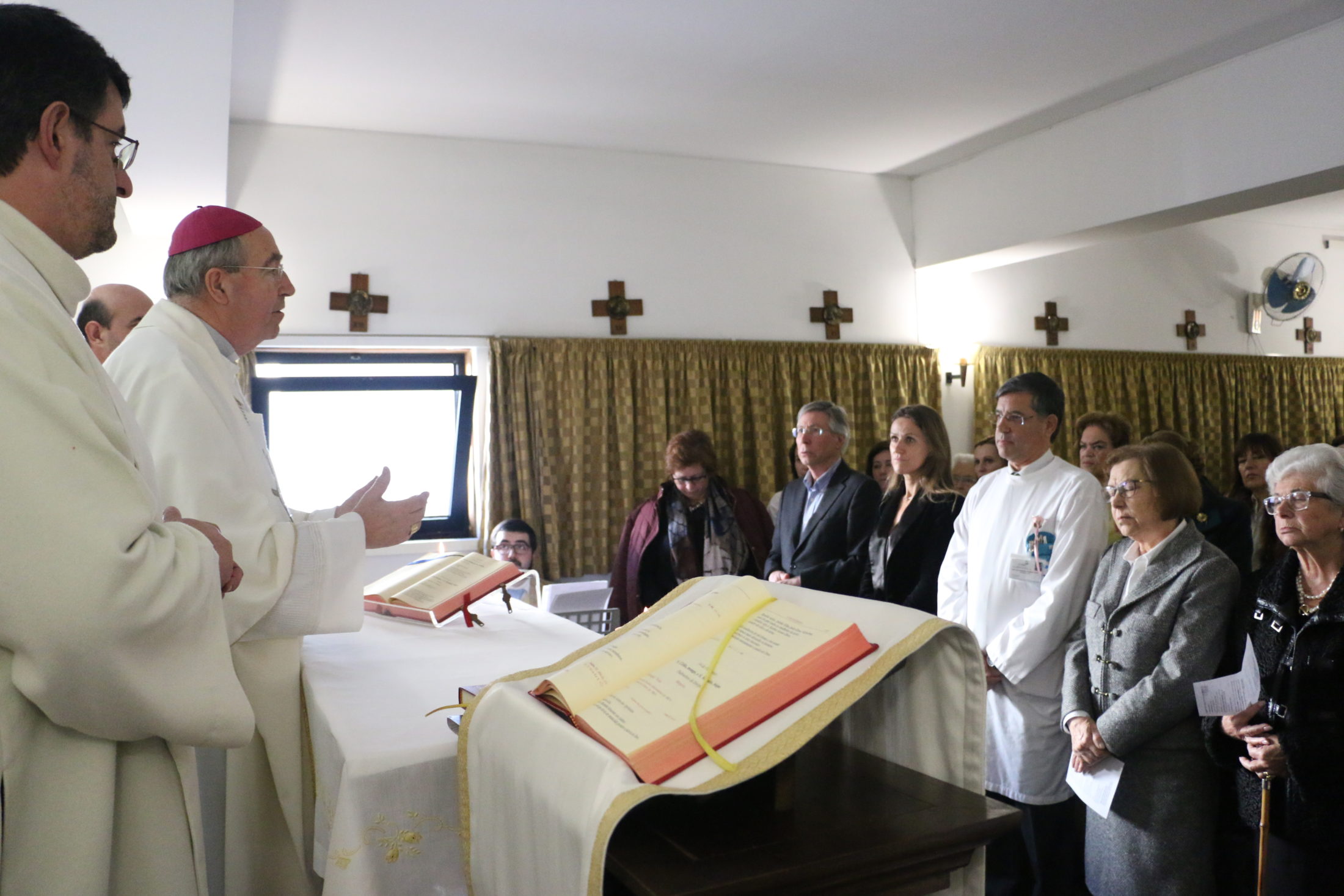 Arcebispo defende remuneração dos capelães e dos cuidadores informais