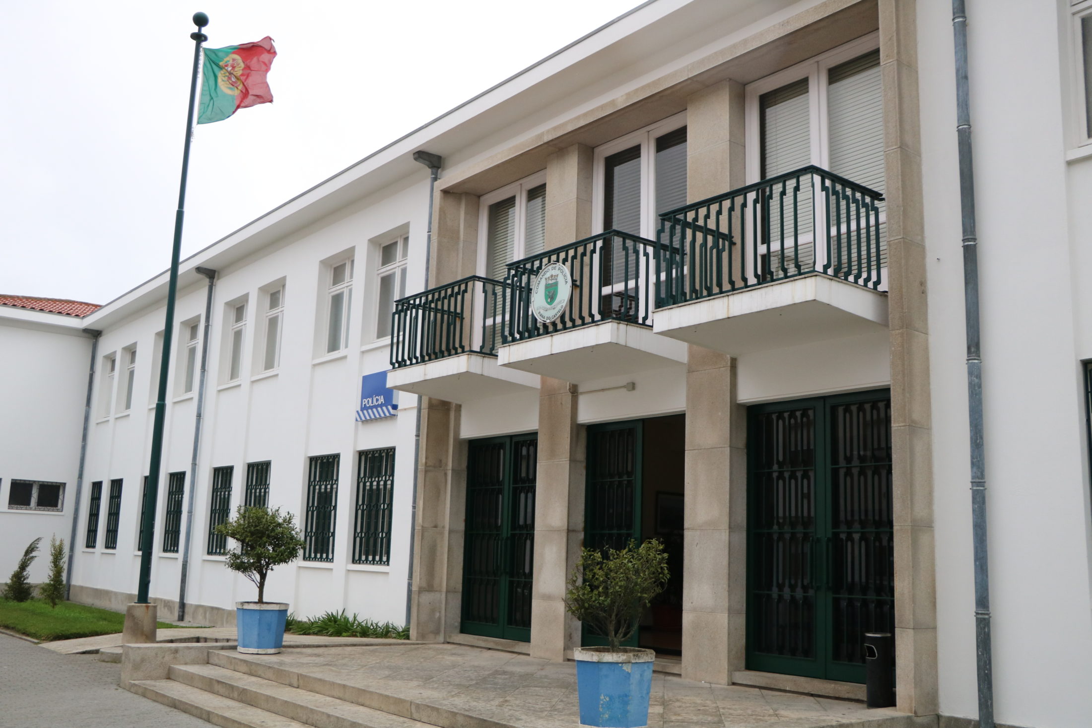 PSP detém homem que ameaçou agentes com arma branca na Meadela