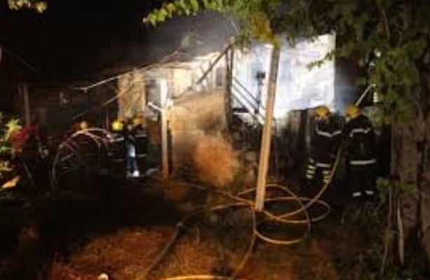 Transferido para o Porto vítima de queimaduras graves após incêndio em Valdreu