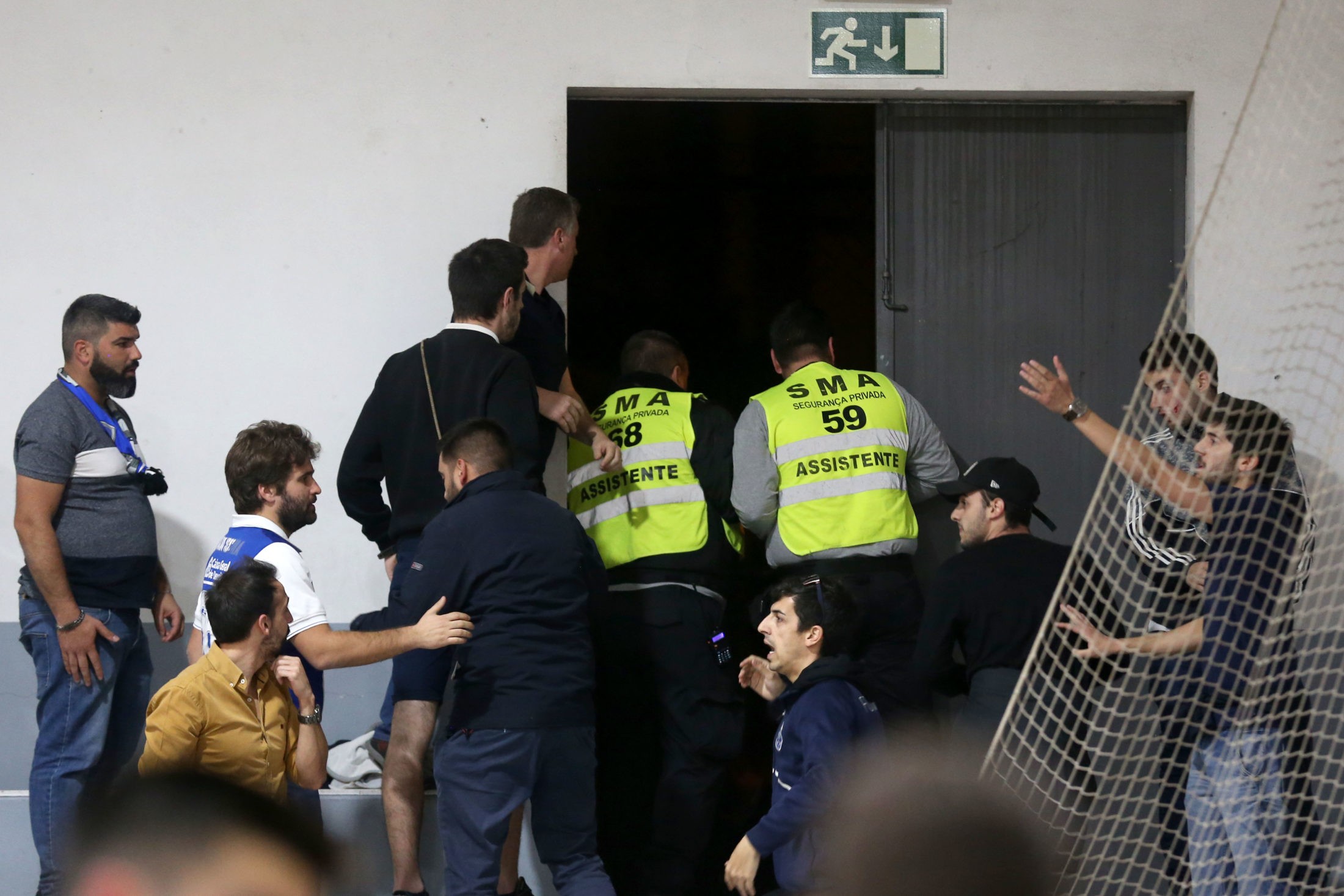 Polícia chamada a intervir no exterior das Goladas em Braga