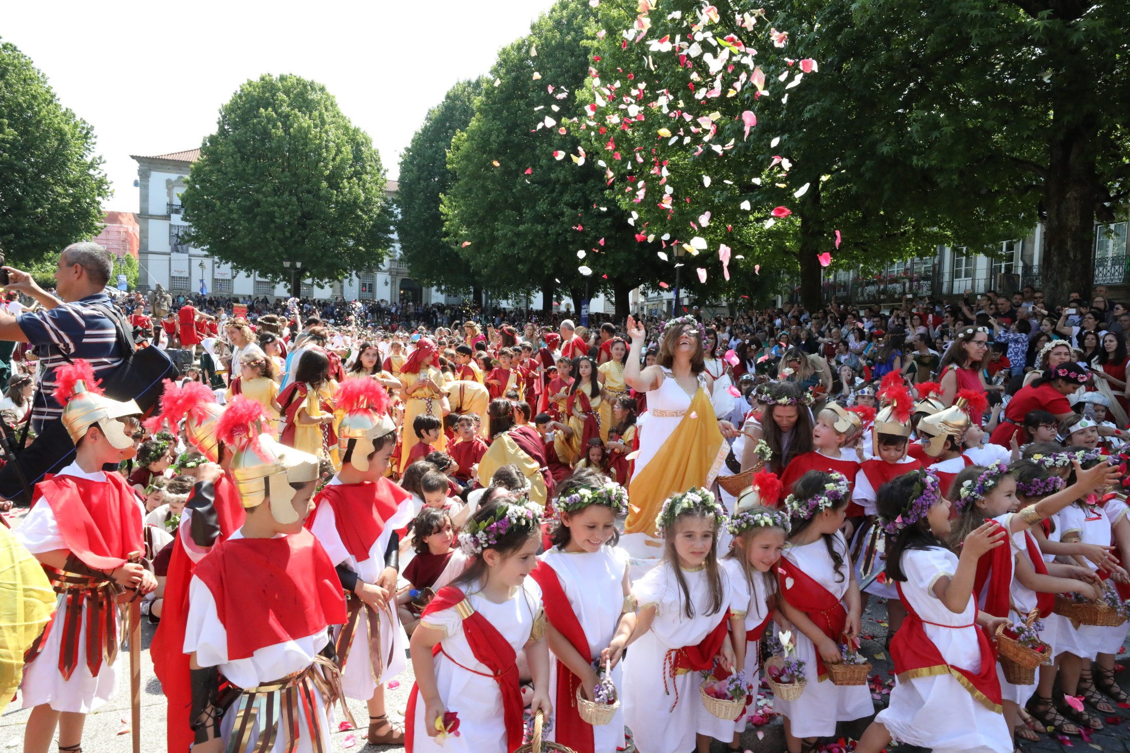 Crianças aclamaram início da Braga Romana