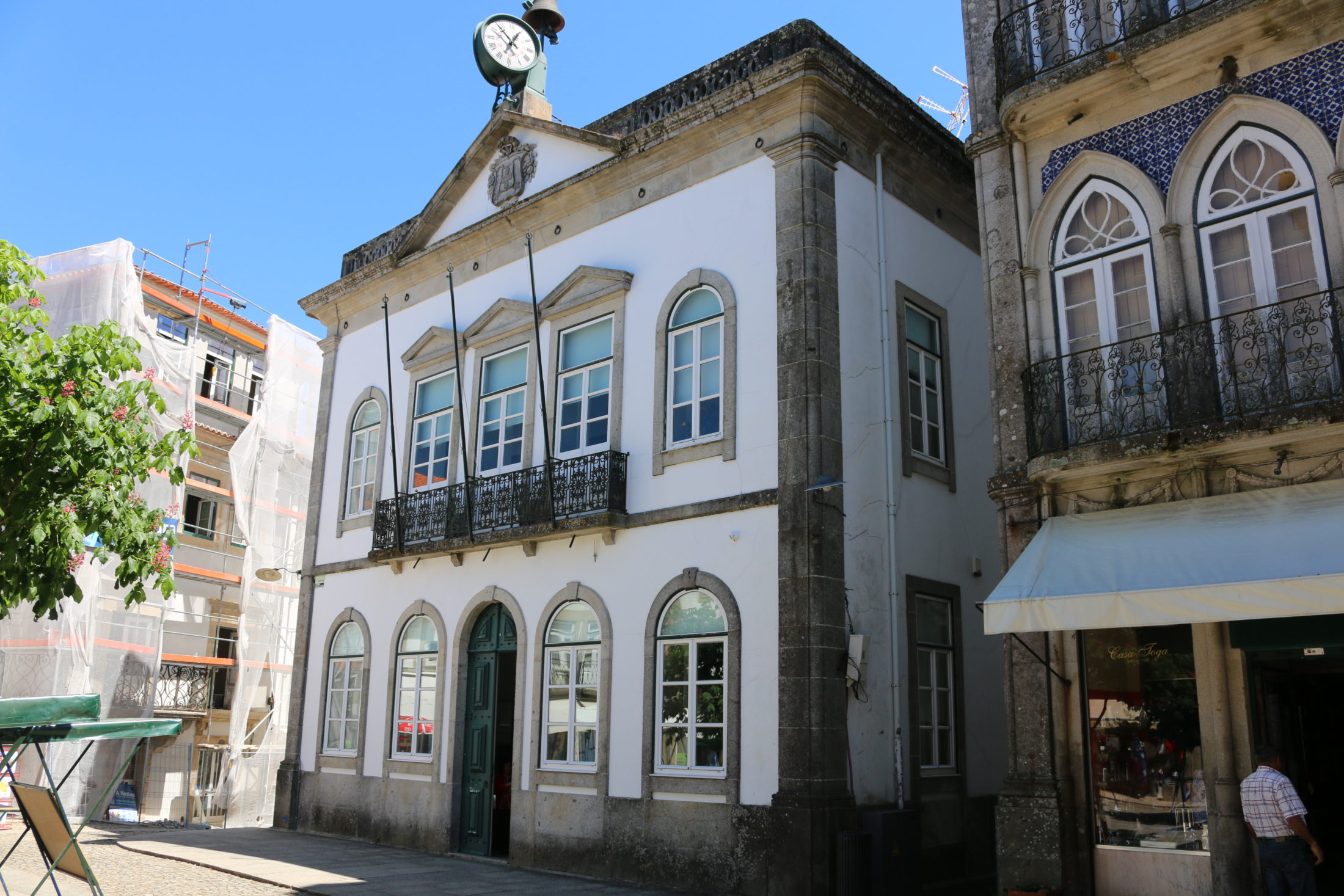 Suplemento do Património – Casas Com História