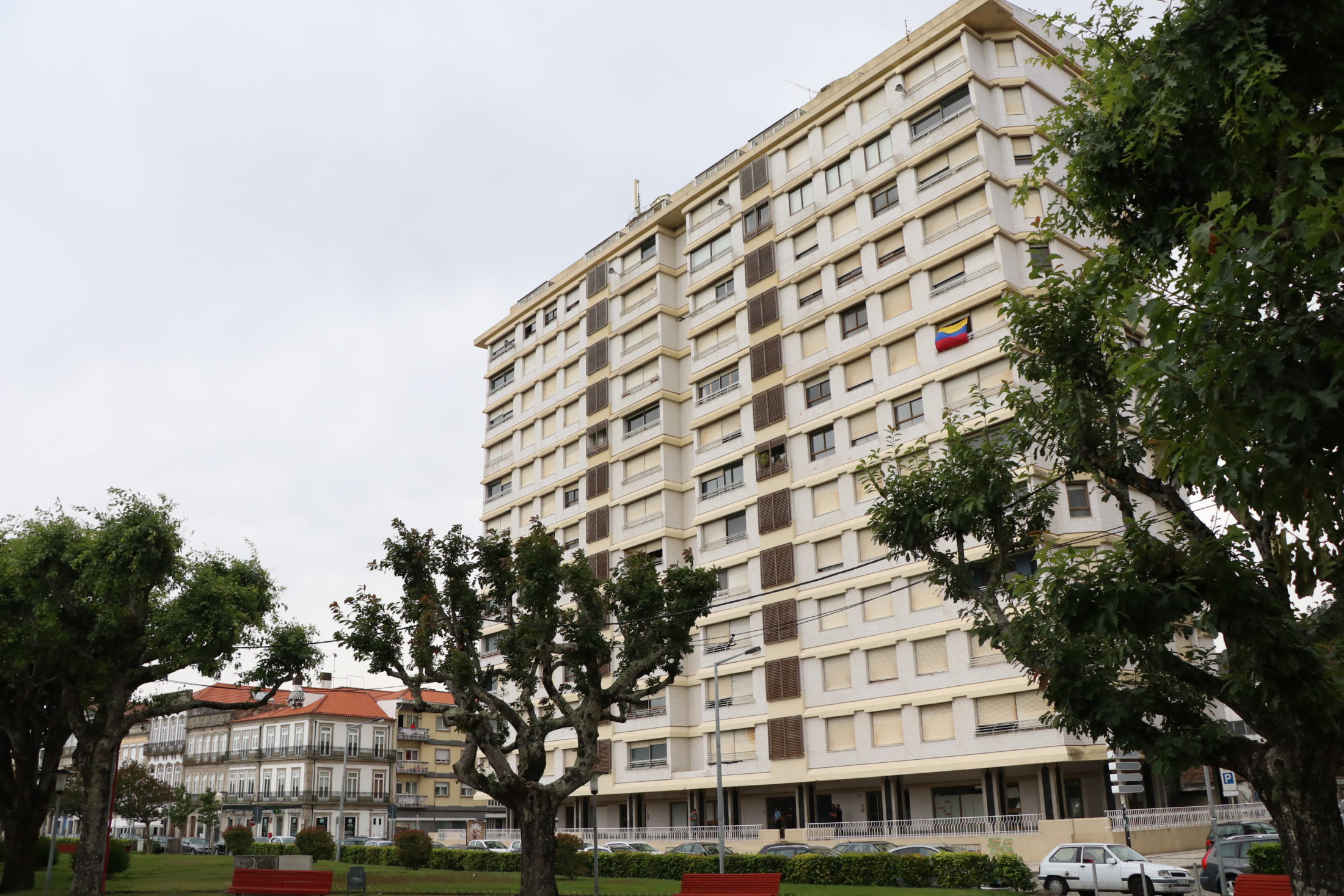Moradores saem do prédio Coutinho, mas continuam luta judicial