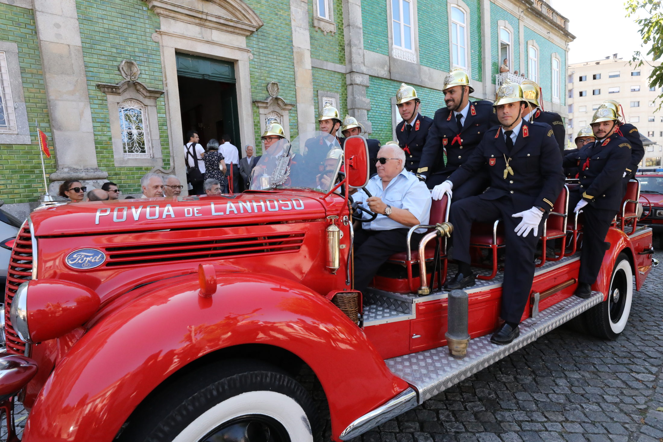 Bombeiros da Póvoa de Lanhoso pedem mais apoios em dia de aniversário