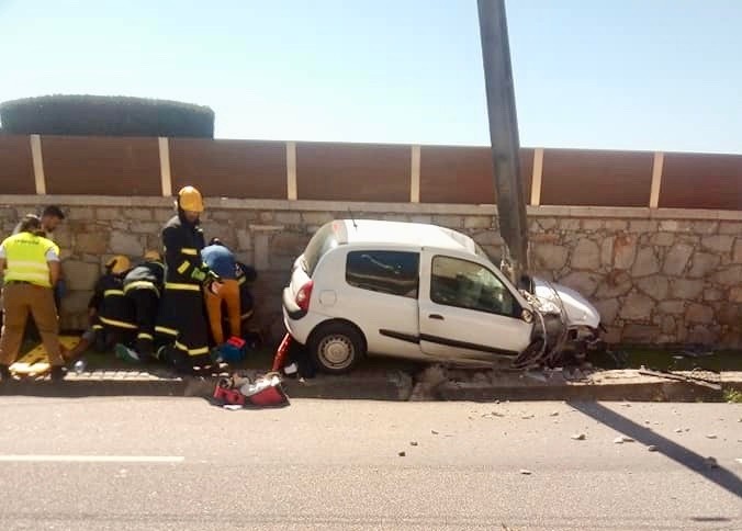 Um ferido grave entre as vítimas de despiste de carro em Chafé