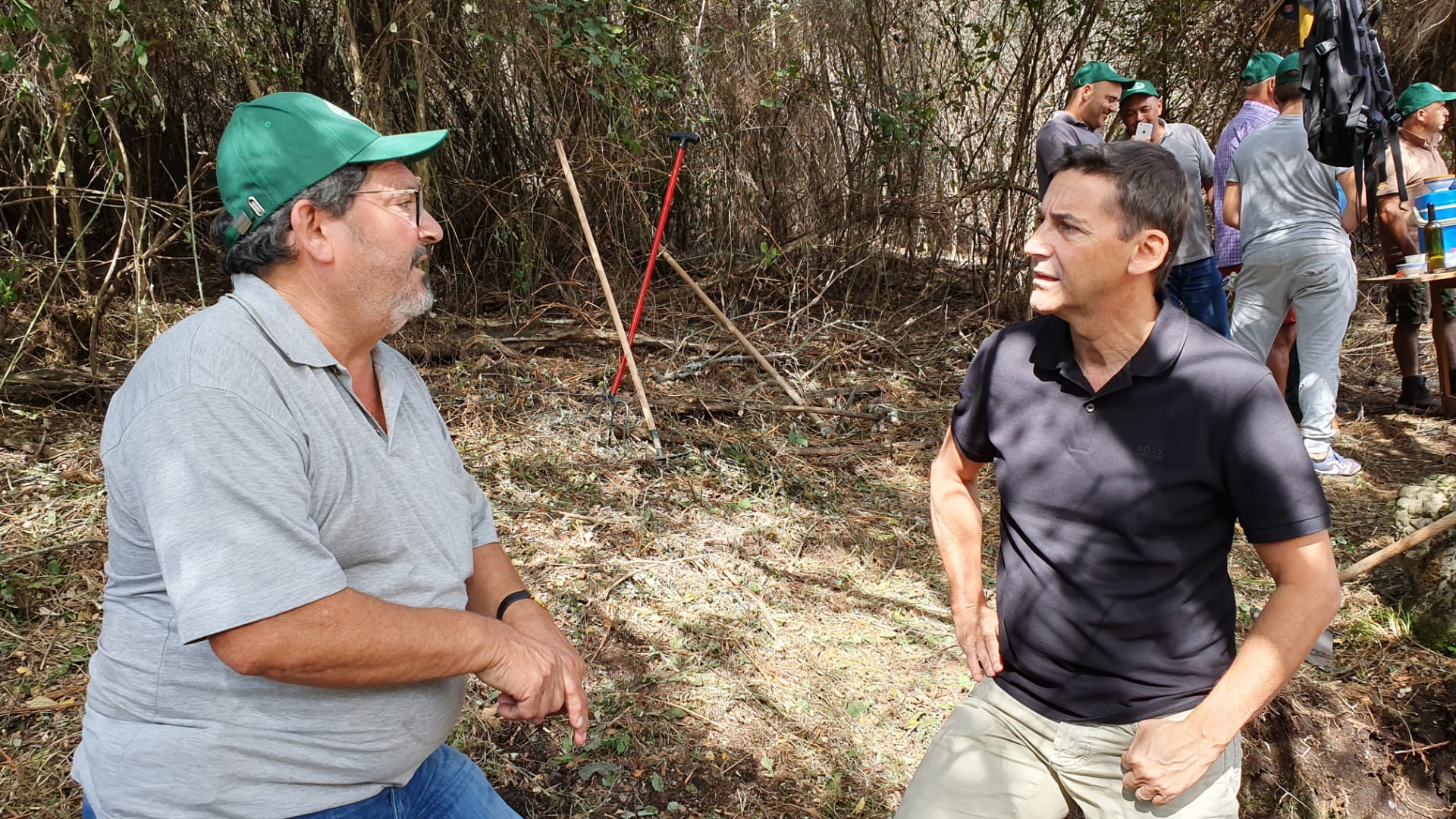 Secretário de Estado José Mendes participou em ação de limpeza da nascente do Rio Neiva