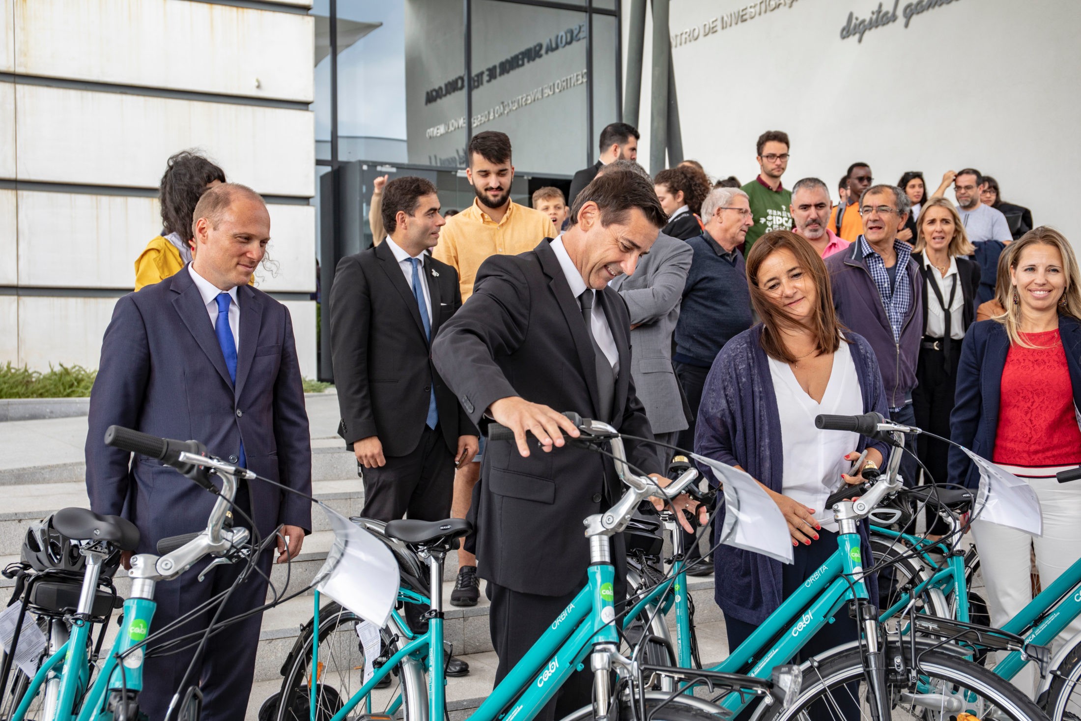 Barcelos já tem 130 "Cabi" a rolar na comunidade académica