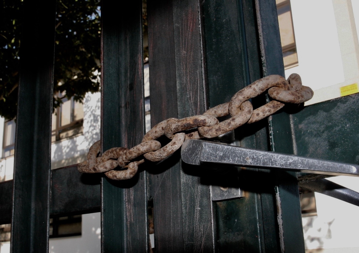 Escolas encerradas a partir de segunda-feira