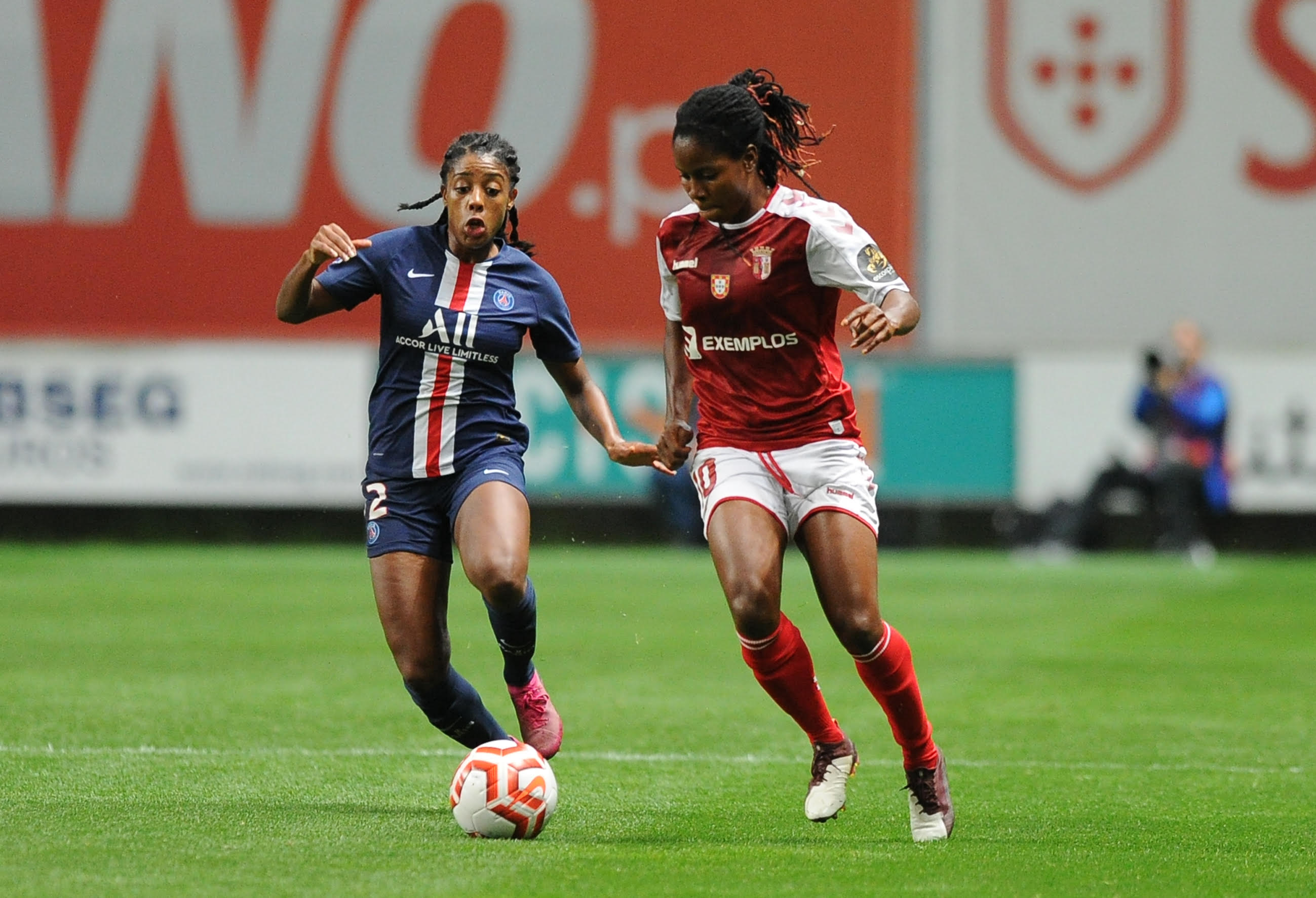 PSG muito forte goleia campeãs na pedreira
