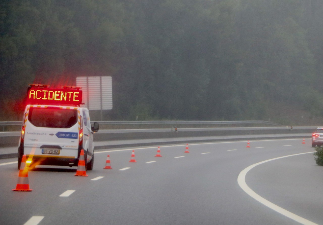 Um ferido após despiste na A28 em Viana do Castelo