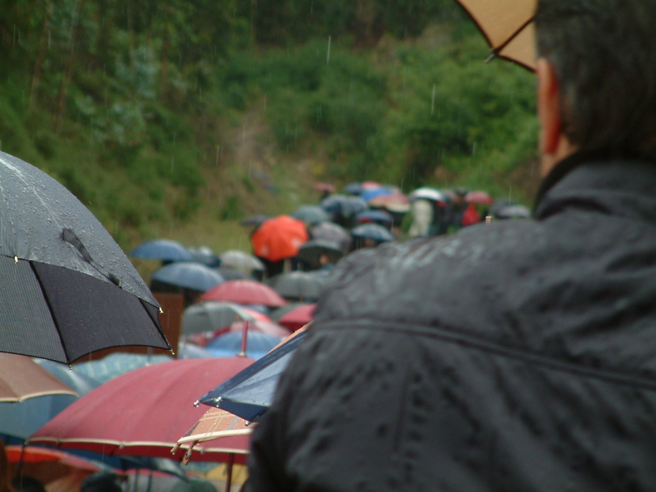 "Bárbara" chega a Portugal na segunda-feira e vem com chuva e vento