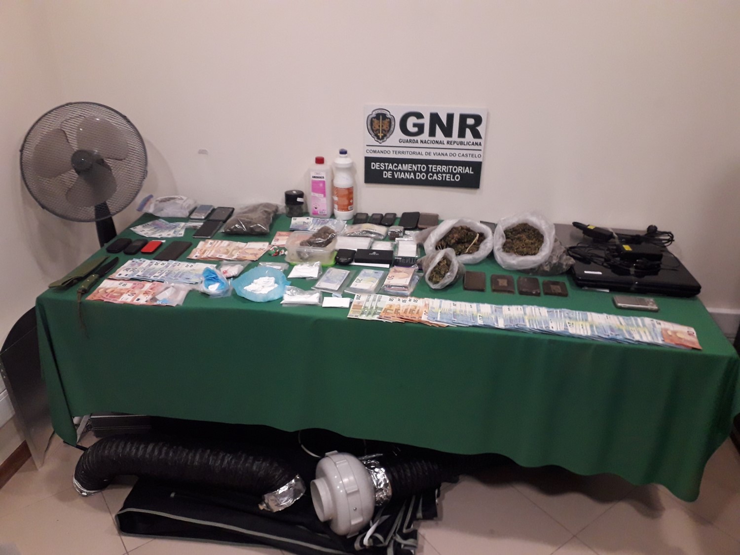 GNR detém sete pessoas e desmantela rede de tráfico de droga no Alto Minho