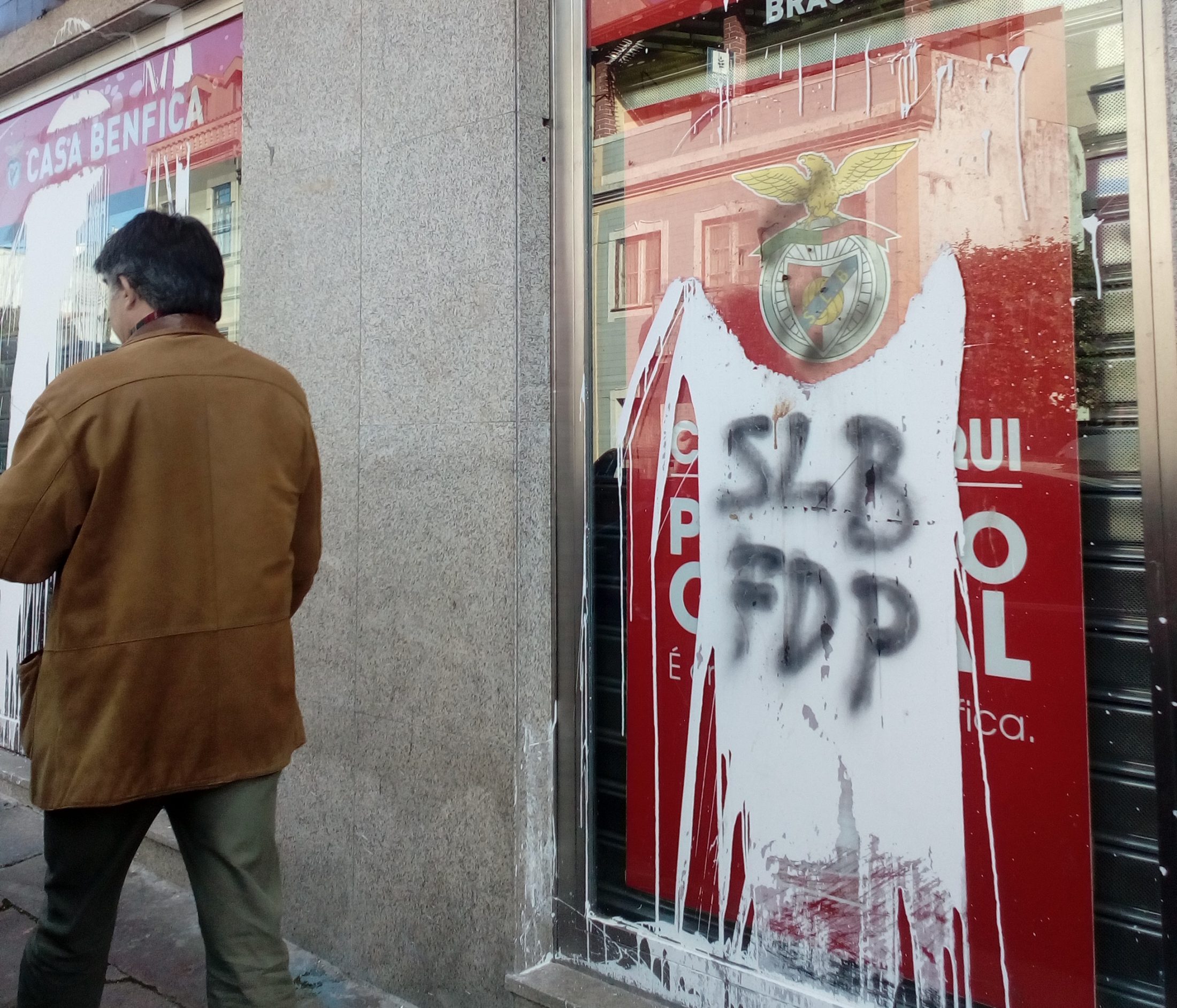 Casa do Benfica em Braga novamente vandalizada