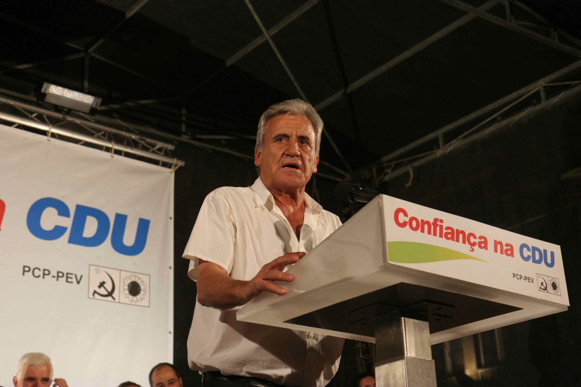 PCP quer acelerar a vacinação em Portugal (C/ÁUDIO)