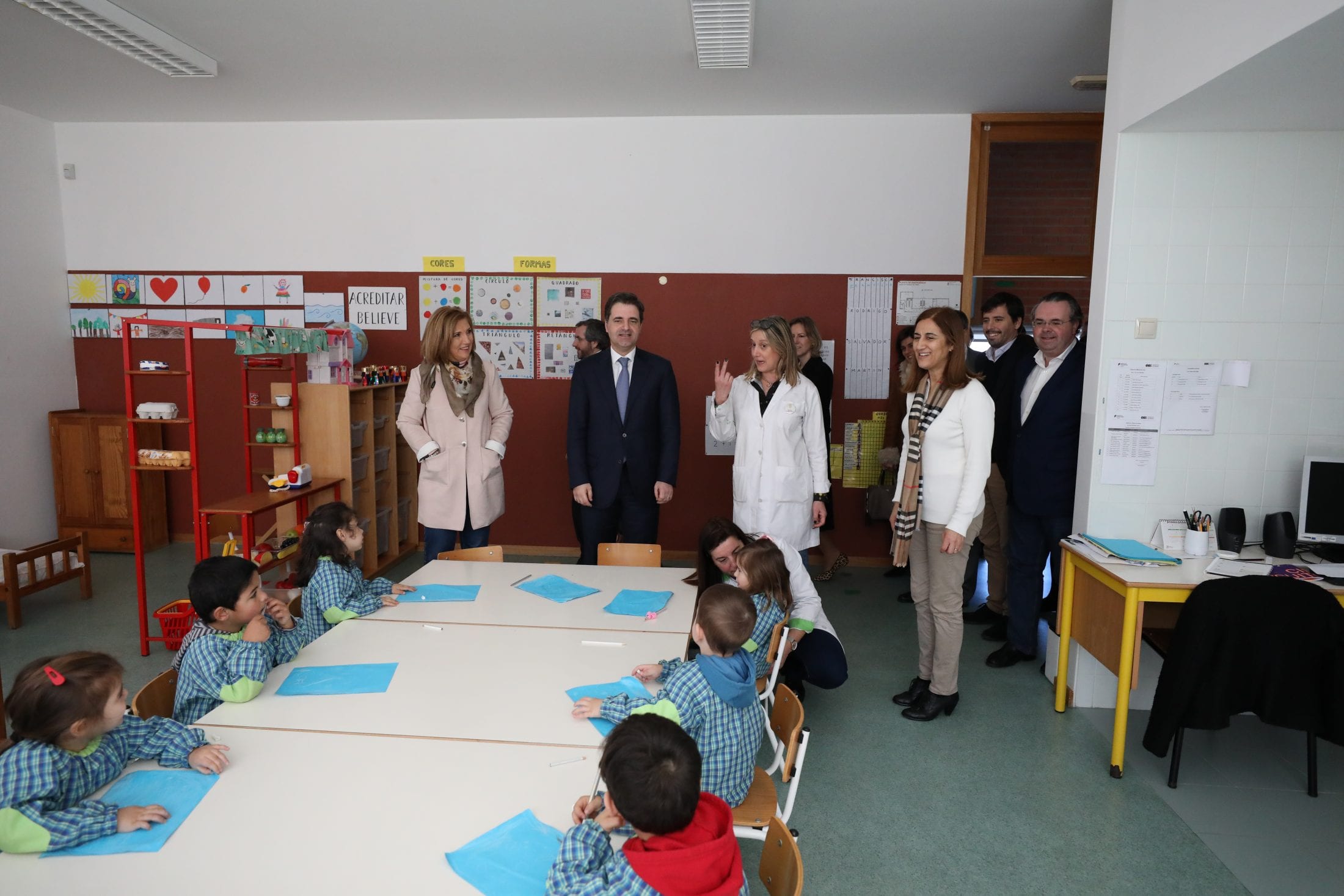 Município promete intervenção para resolver infiltrações no Jardim de Infância de Lamas