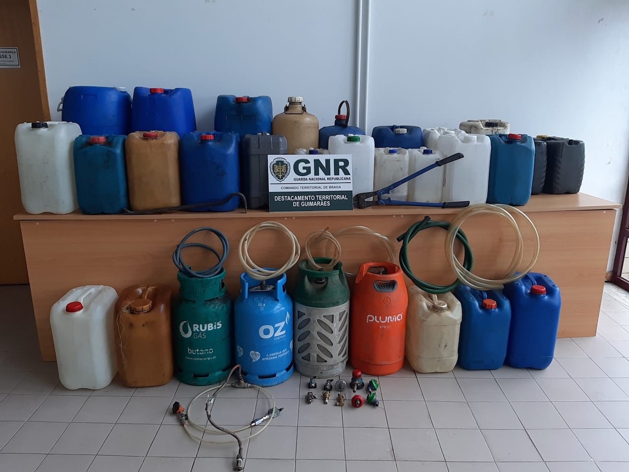 Detido por furto de combustíveis em Guimarães