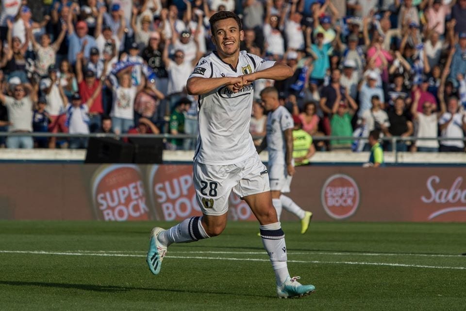 Pedro Gonçalves ajuda na doação de ventilador ao Hospital de Chaves