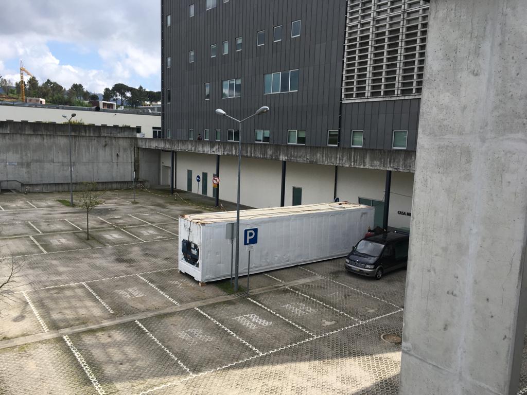 Duas câmaras frigoríficas instaladas junto à morgue do Hospital de Braga