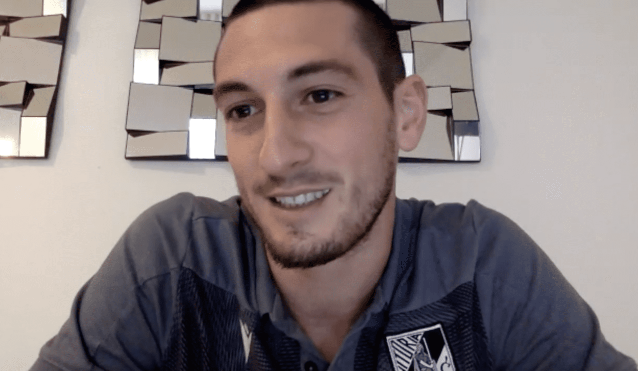 Florent e restantes jogadores do Vitória SC disponíveis para baixar salários