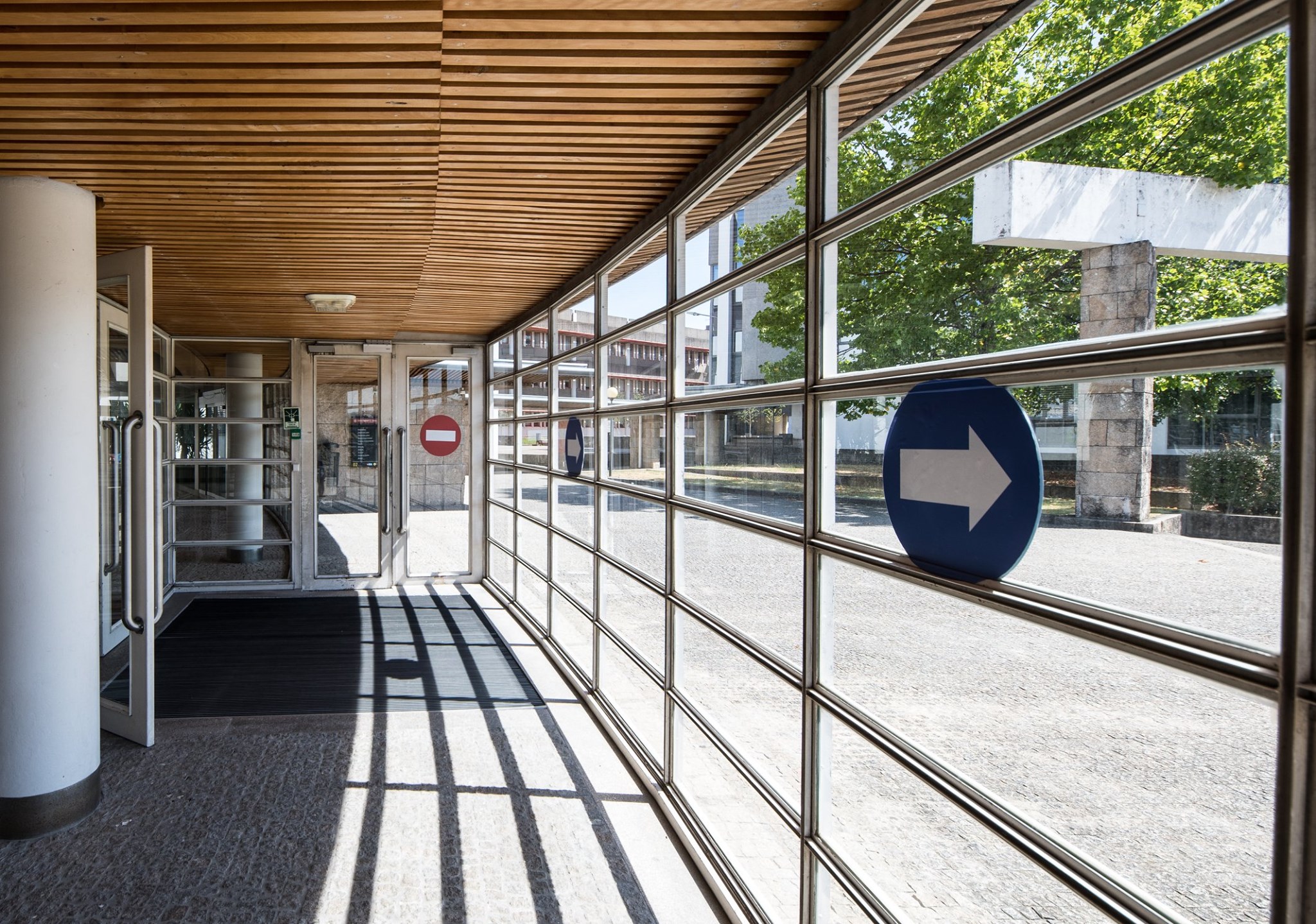 Ajustes nos orçamentos e pedidos de apoios foram as principais medidas tomadas pelas universidades