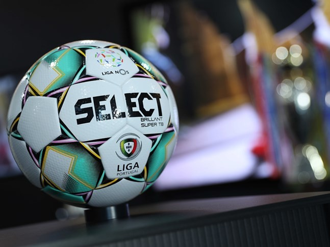 FC Famalicão-Benfica abre I Liga no dia 18 (sexta-feira)