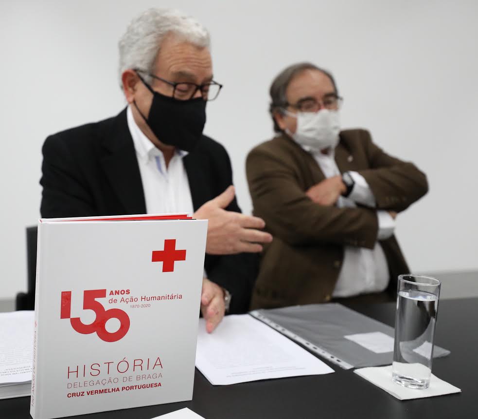 Livro comemorativo dos 150 anos mostra o que foi e o que é a Cruz Vermelha