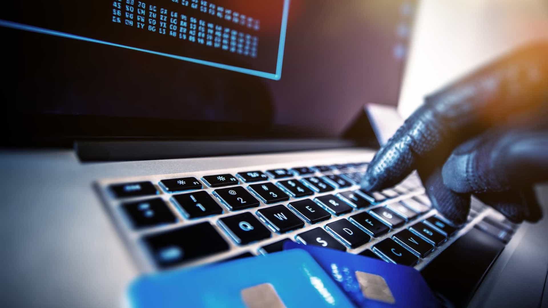 Acusados de burla informática após tirarem dinheiro de conta de um banco de Esposende