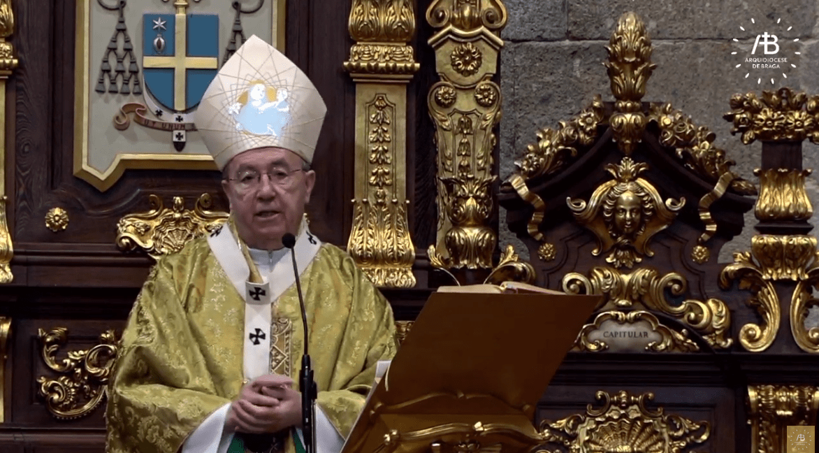 Cristãos desafiados a viverem a Palavra de Deus no quotidiano