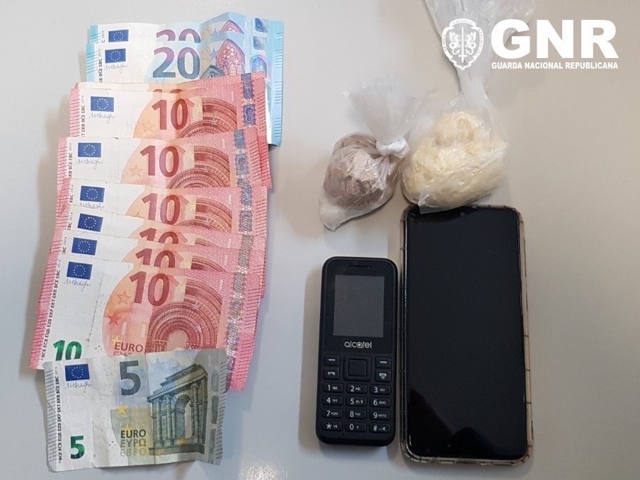 GNR detém homem por tráfico de estupefacientes