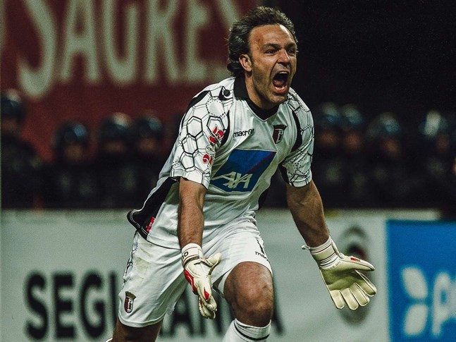 Ex-guarda-redes Quim integra nova equipa técnica do Rio Ave