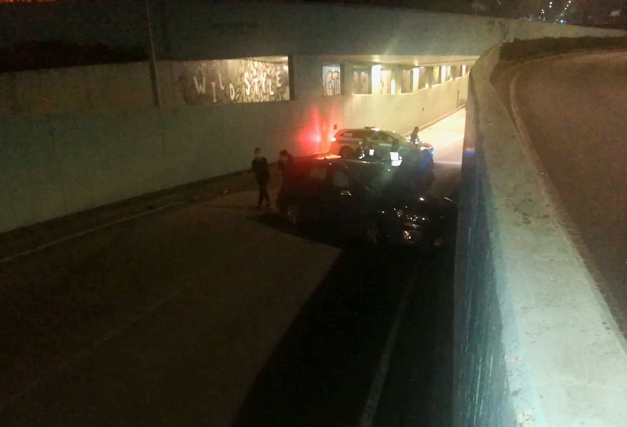 Três feridos após colisão no viaduto de Santo António