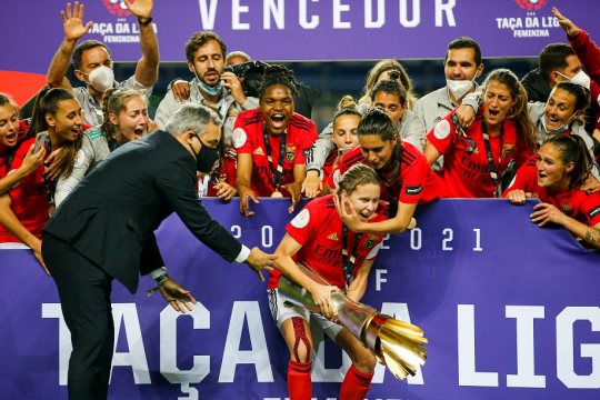 Benfica bate Sporting e conquista segunda Taça da Liga num espaço de dois meses
