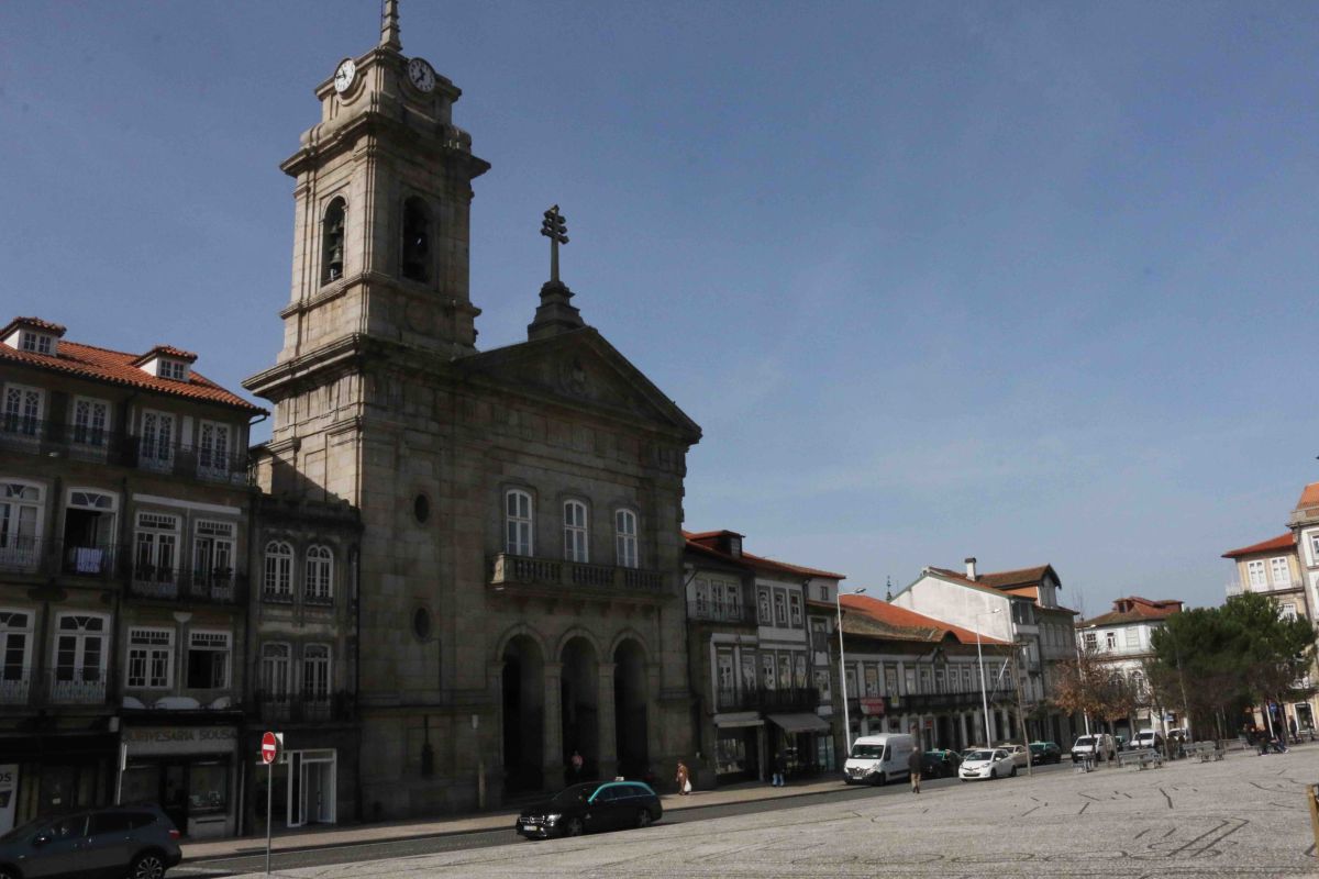 Basílica de S. Pedro de Guimarães comemora  270 anos