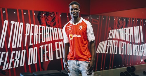 SC Braga assina contrato profissional com Djeferson
